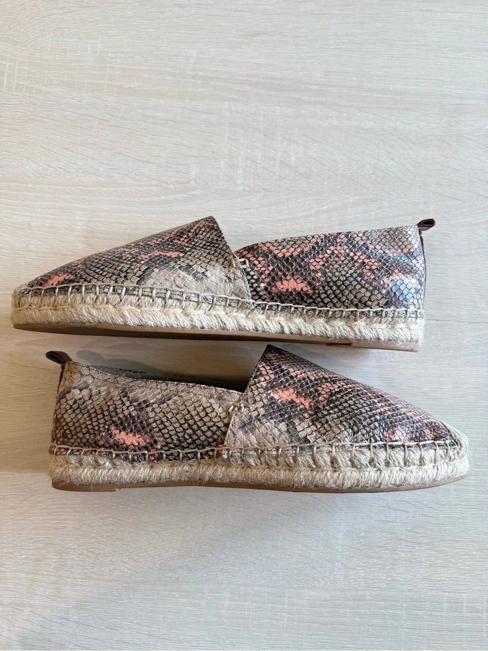 Sam Edelman Snake Print Espadrille Flats Women’s Size 9.5 Slip On Jute Casual